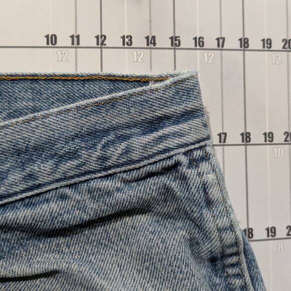 Distressed Wrangler Jeans Mens 33x32 Blue Pants Faded Patched Repaired Grunge - Picture 6 of 8